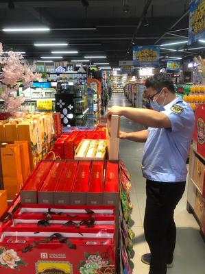 县市场局开展中秋节前食品安全专项检查